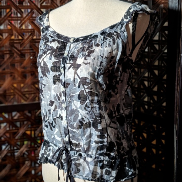 LUCKY BRAND 100% Cotton Top - Picture 8 of 8